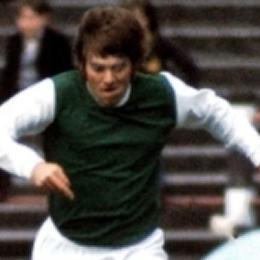 Profile Picture of Mickey Edwards (@hibsntrouble) on Twitter