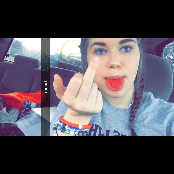 Profile Picture of Bryanna Bowers (@yk_breezie) on Poshmark