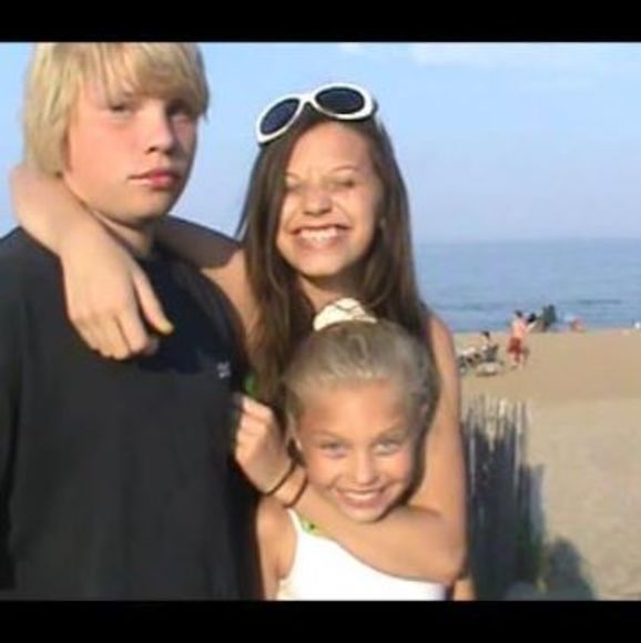 Profile Picture of Pamela Ryan (@pamelaryan656) on Poshmark