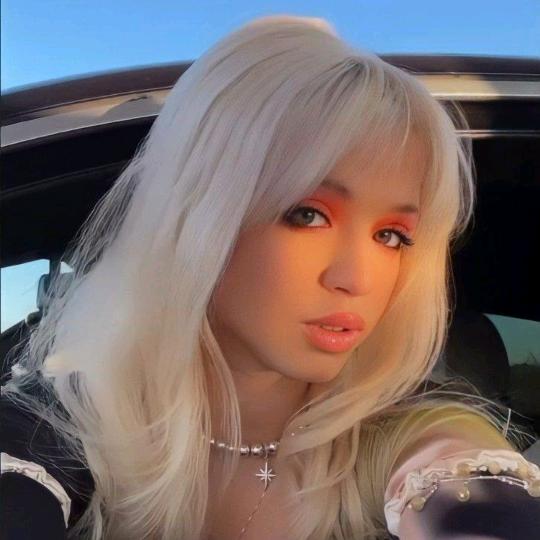Profile Picture of juliawehr_ (@juliawehr_) on Tiktok