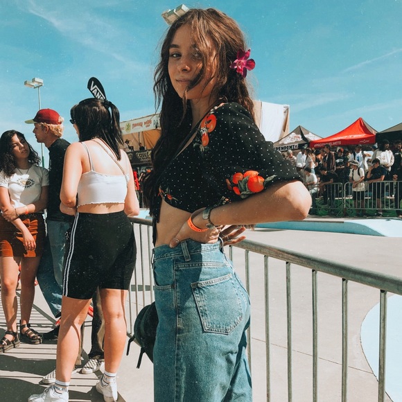 Abigail Hathcock - Poshmark Profile Picture of Abigail Hathcock (@xoabigaill) on Poshmark