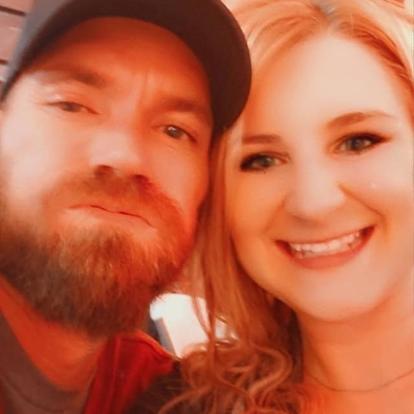 Profile Picture of Bass Bass (@bass_bass) on Poshmark