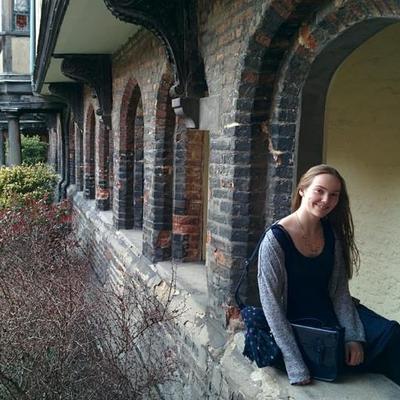 Profile Picture of Kate Crane (@KateAlice6) on Twitter