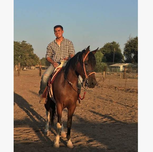 Profile Picture of Marco Mata (@marcoadrian30) on Poshmark