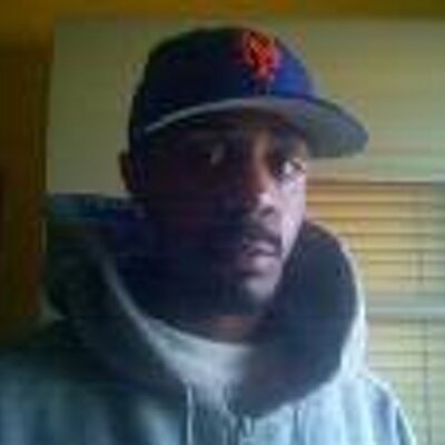 Profile Picture of Lawrence Linton (@LBoggy11) on Twitter