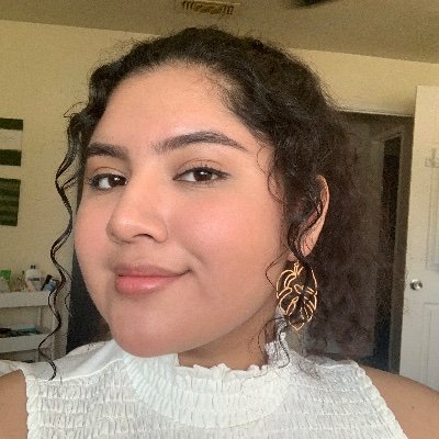 Profile Picture of Manda (@amanda_mdavila) on Twitter