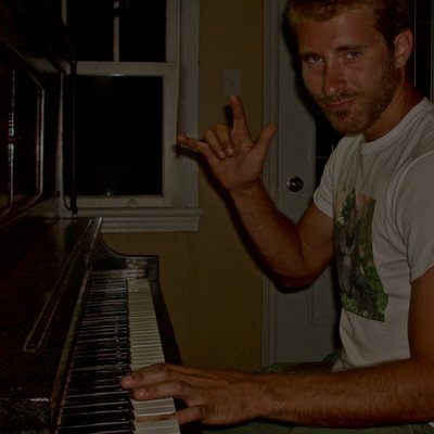 Profile Picture of David Rybicki (@rendaveou) on Twitter