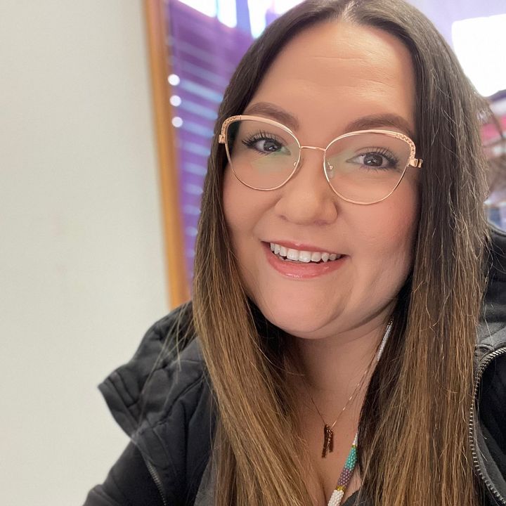 Profile Picture of Danielle Bressette (@@daniellebressette) on Tiktok