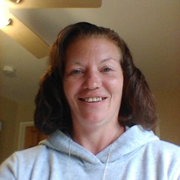 Profile Picture of Jennifer l Sulzer (@j_sulzer) on Poshmark