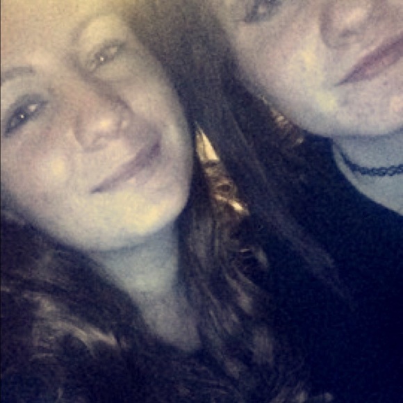 Profile Picture of Ashley Scuderi (@bitchtitty) on Poshmark