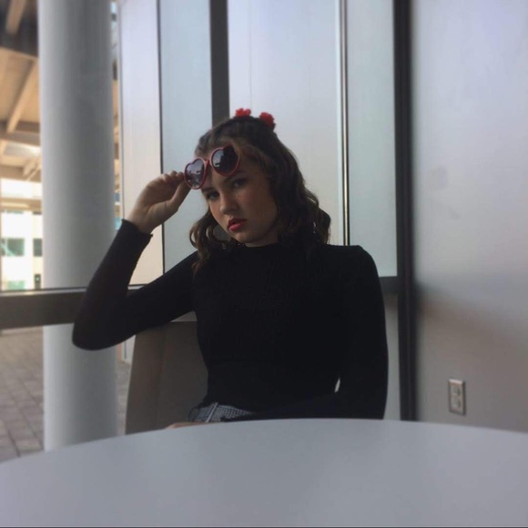 Profile Picture of Ryanne Blasek (@ryanne_blasek) on Poshmark