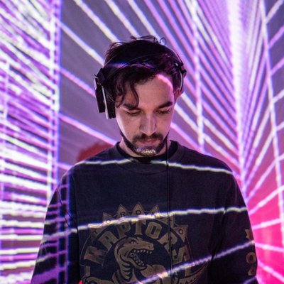 Profile Picture of Dot.Ankle (@Dot_AY) on Twitter