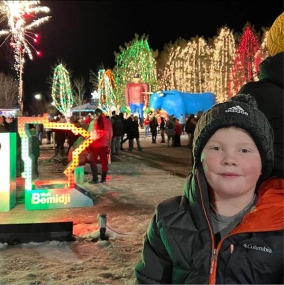 Profile Picture of Lisa Ewert ellis (@lisa08r) on Poshmark