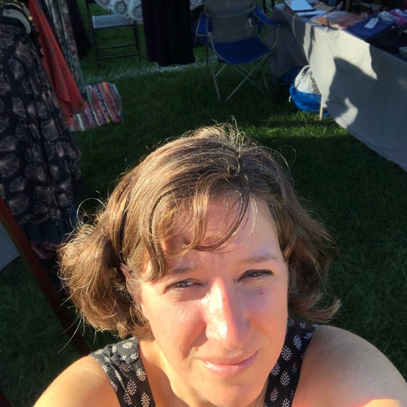 Profile Picture of Jen Orzel (@jenorzel) on Poshmark