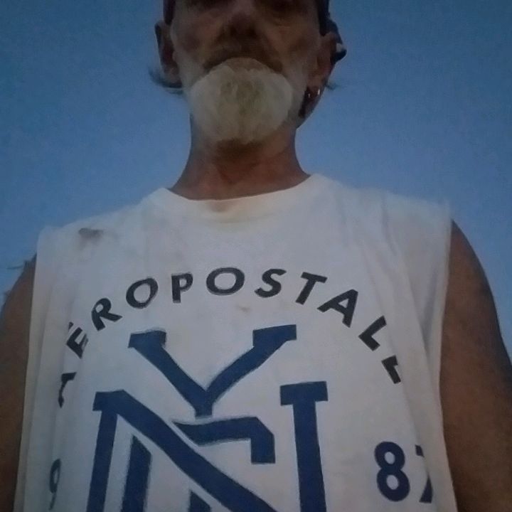 Profile Picture of Mark Hassell (@markhassell985) on Tiktok