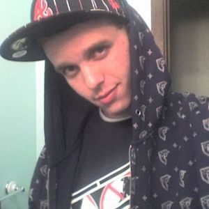 Profile Picture of Damian Dixon (@dryand) on Myspace