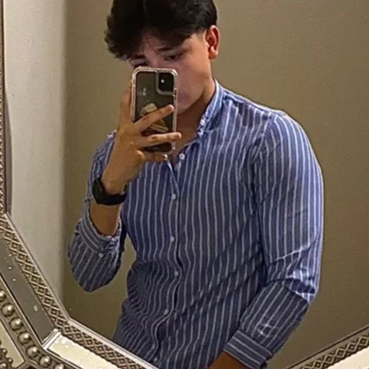 Profile Picture of   Tu segundo @en whats se va... (@ruvalcaba_7) on Tiktok