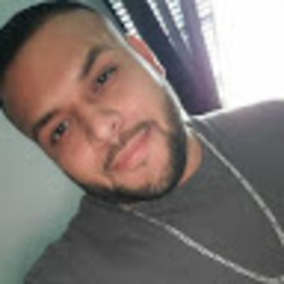 Profile Picture of Frank Lara (@babyjoker131364) on Poshmark