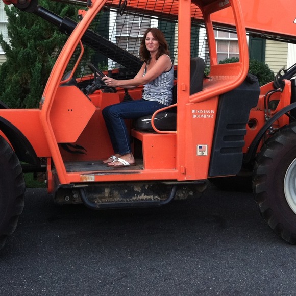 Profile Picture of Dawn Carleton (@travelcellphone) on Poshmark