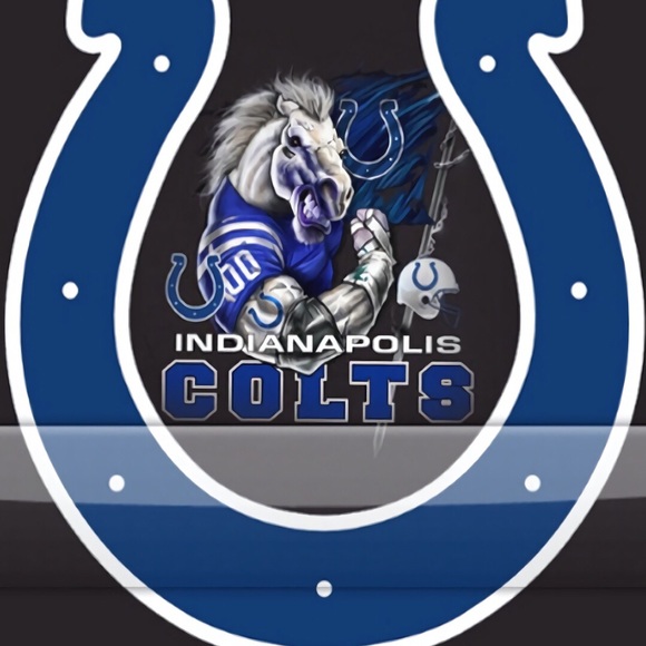 Profile Picture of Rebecca Haggenjos (@rhaggenjos61) on Poshmark