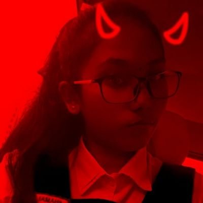 Profile Picture of Sham  ❤ 🐻 (@ShamalahHair) on Twitter