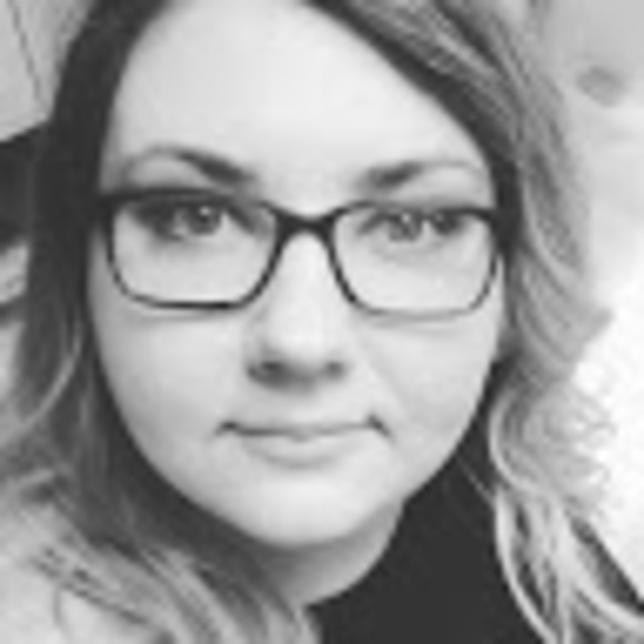 Profile Picture of Meredith Dupree (@meredupree) on Poshmark