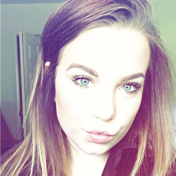 Profile Picture of Sarah Lenoci (@slenoci) on Poshmark