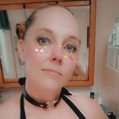 Profile Picture of Amanda Riebe (@RiebeAmanda) on Twitter