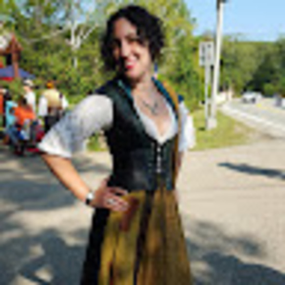 Profile Picture of Margo Konikoff (@mars6485) on Poshmark