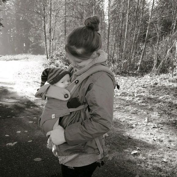 Profile Picture of Annelise Stranberg (@astranberg) on Poshmark