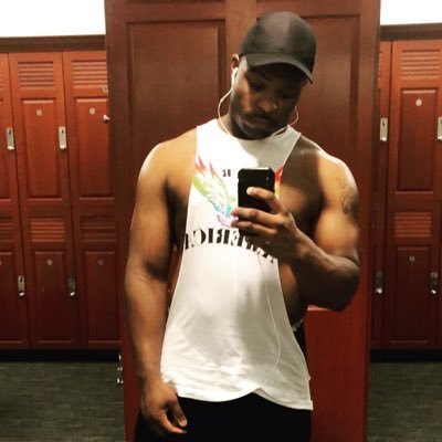 Profile Picture of Eric Wickliffe Jr. (@WickNation15) on Twitter