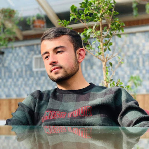 Profile Picture of Shahryar Khatibi (@shahryarkhatibi) on Poshmark