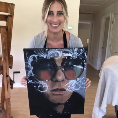 Profile Picture of Courtney Thomsen (@CourtThomsen) on Twitter