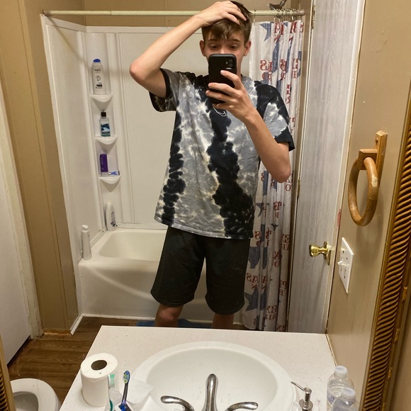 Profile Picture of James Copeland (@jamesdcopeland) on Poshmark