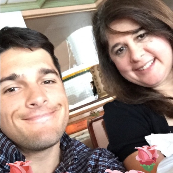 Profile Picture of Brady Petersen (@bradypetersen) on Poshmark