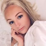 Profile Picture of Sarah 🌎🌹✈️ (@sarah_clemencot) on Instagram