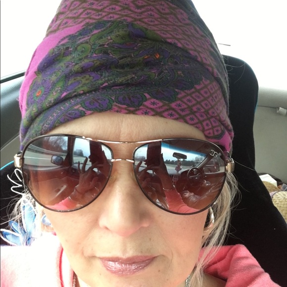 Profile Picture of Gina Latosky (@gglatos247) on Poshmark