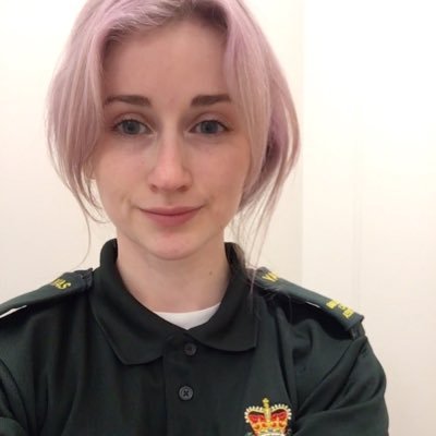 Profile Picture of Amy Fell (@AmyFellNHS) on Twitter