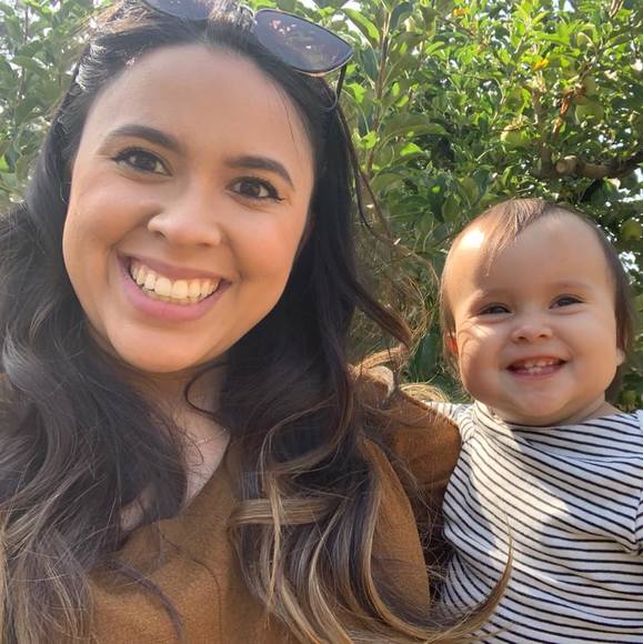 Profile Picture of Julie Sario-arnberger (@juliesario14) on Poshmark