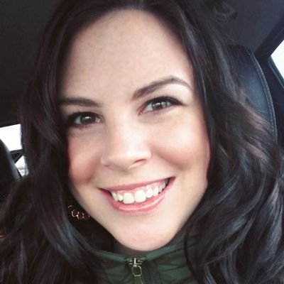 Profile Picture of Alyssa Lugo (@dreaminglover) on Twitter