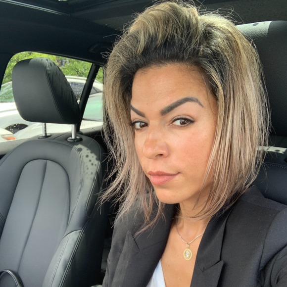 Profile Picture of Sara Jung (@sara051jung) on Poshmark