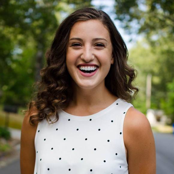 Profile Picture of Kylee Krusemark (@kmkrusemark) on Poshmark