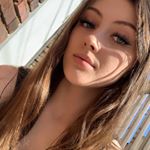 Profile Picture of 🌸 (@aloradaviss) on Instagram