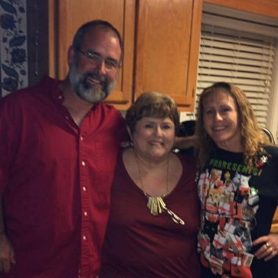 Profile Picture of Michele Starling (@MicheleStarlin3) on Twitter