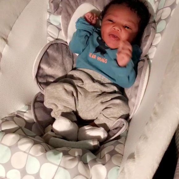 Profile Picture of Marshana Mack (@marshana1234) on Poshmark