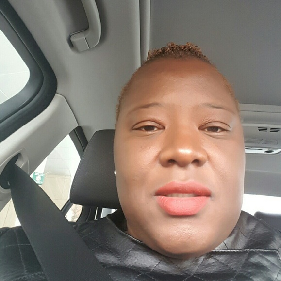 Profile Picture of Makula Dunbar (@kiptoo) on Poshmark