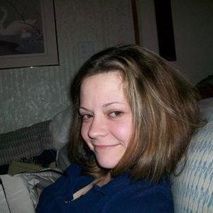 Profile Picture of Lisa Coomer (@sunlightrays992001) on Myspace