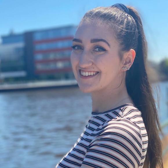 Profile Picture of Bridget Kavanaugh (@bridgetkavan375) on Poshmark