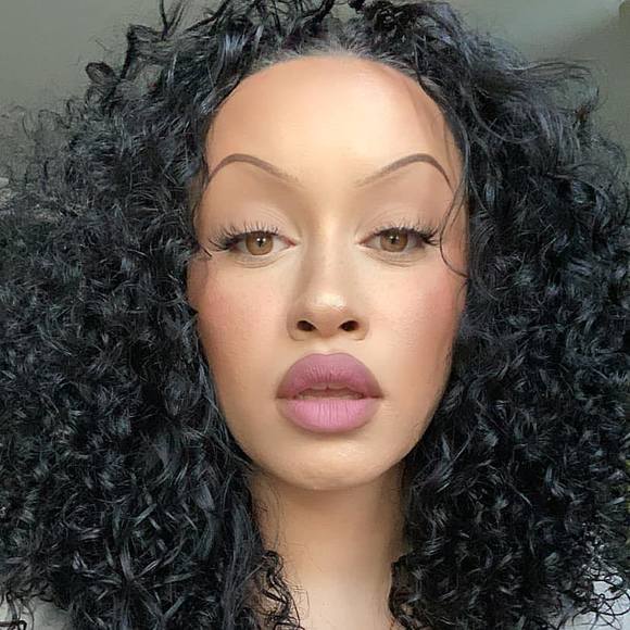 Profile Picture of Maya Cassandra (@mayacassandran) on Poshmark