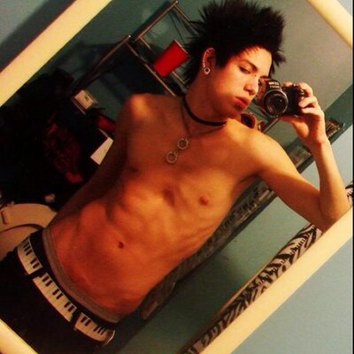 Profile Picture of Melody Simmons (@MelodyBree) on Twitter